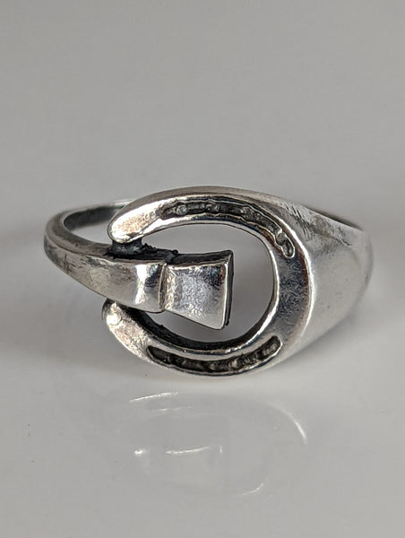 💍 How to Measure Your Ring Size at Home – The Silver Steed Guide