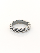 Load image into Gallery viewer, Silver Steed Plaited Ring 2