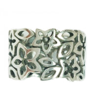 Load image into Gallery viewer, Silver Steed Filigree Ring 2