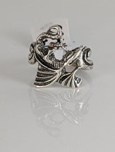 Load image into Gallery viewer, Silver Steed Fantasy Ring