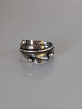 Load image into Gallery viewer, 925 Silver Leaves Ring with Silver Buds – Nature-Inspired Gift