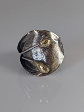 Load image into Gallery viewer, Silver Steed Big Leaf with Ornament Silver Ring