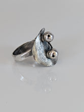 Load image into Gallery viewer, Silver Steed Big Leaf with Ornament Silver Ring