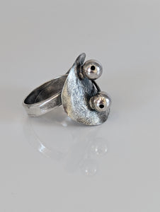 Silver Steed Big Leaf with Ornament Silver Ring