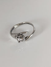 Load image into Gallery viewer, Silver Steed Jumping Cat Silver Ring