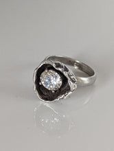 Load image into Gallery viewer, Silver Steed Large Zirconia in a Flower Silver Ring
