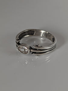 Silver Steed Silver Zirconia Antique Ring