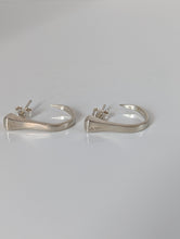 Load image into Gallery viewer, Silver Steed Hoofnail Stud Earrings