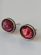 Load image into Gallery viewer, Silver Steed Purple Ovals Stud Earrings
