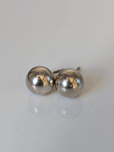 Silver Steed Large Balls Stud Earrings