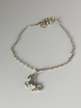 Load image into Gallery viewer, Silver Steed Horse on a Chain Delicate Bracelet