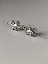 Load image into Gallery viewer, Silver Steed Gecko Stud Earrings