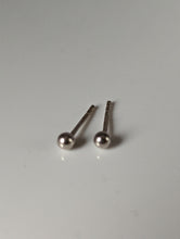 Load image into Gallery viewer, Silver Steed Extra Small Ball Stud Earrings
