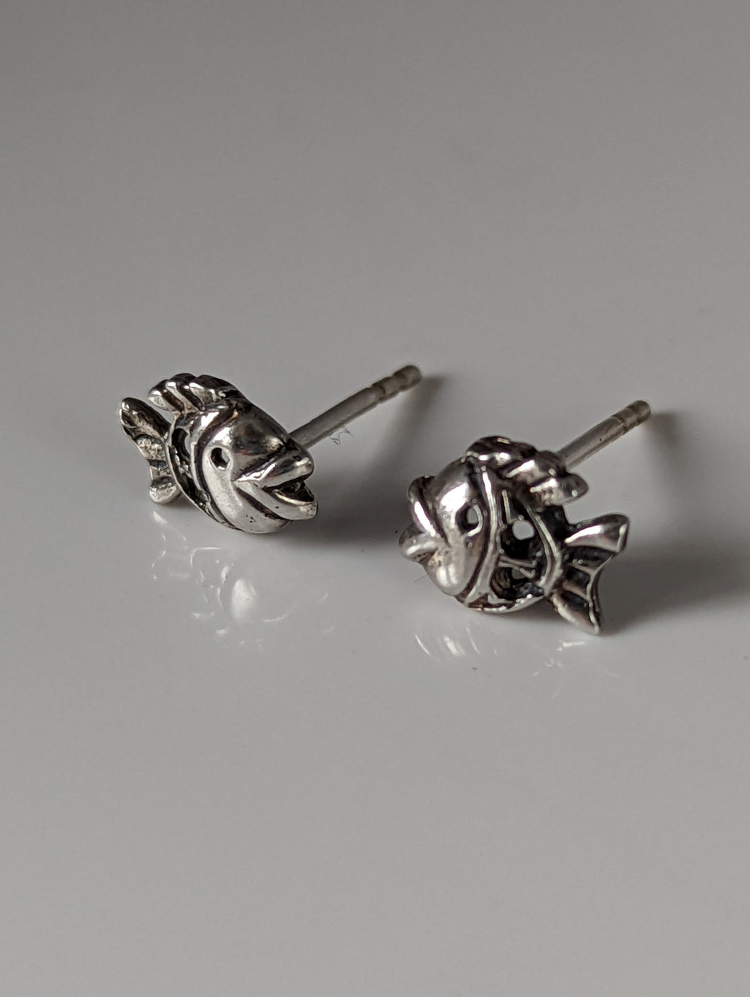 Silver Steed Fish Stud Earrings