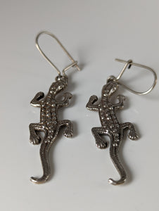 Silver Steed Detailed Lizard Silver Dropped Earrings
