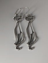Load image into Gallery viewer, Silver Steed Feline Silver Dropped Earrings