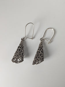 Silver Steed Filigree Cone Dropped Earrings
