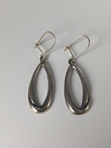 Silver Steed Oval Rope Dropped Earrings