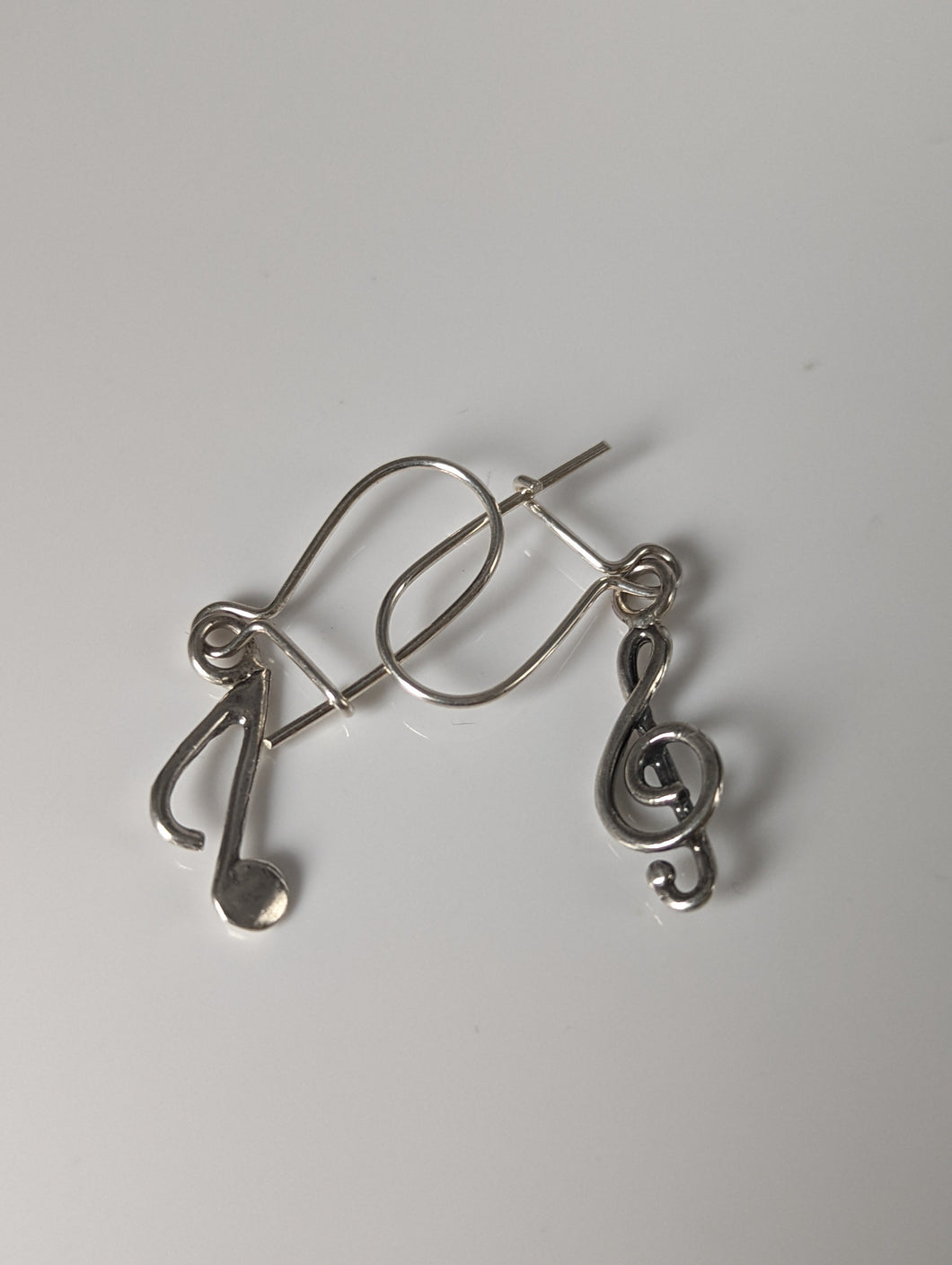 Silver Steed Clef & Note Dropped Earrings