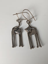 Load image into Gallery viewer, Silver Steed Long Cat Dropped Earrings