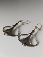 Load image into Gallery viewer, Silver Steed Crest Dropped Earrings