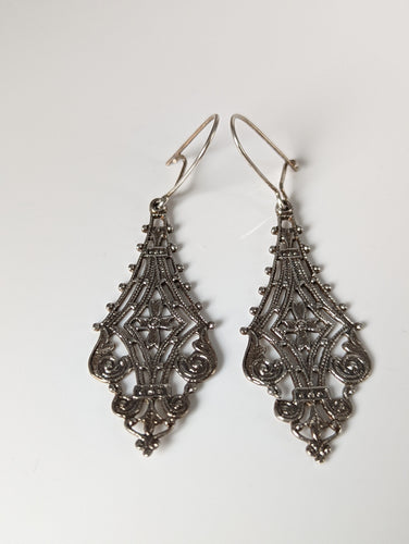 Silver Steed Filigree Crest Dropped Earrings