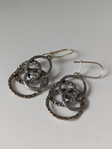 Silver Steed Linked Rings Dropped Earrings