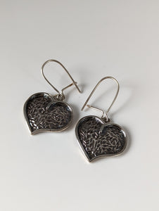 Silver Steed Detailed Heart Dropped Earrings