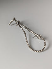 Load image into Gallery viewer, Silver Steed Cane Brooch / Stock Tie Pin