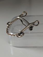 Load image into Gallery viewer, Silver Steed Curb Bit Brooch / Stock Tie Pin