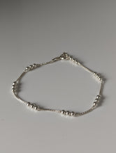 Load image into Gallery viewer, Silver Steed Delicate Ball Silver Bracelet