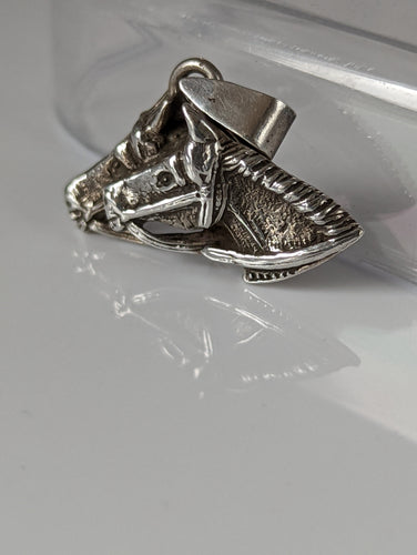 Silver Steed Two Horse Heads Silver Pendant