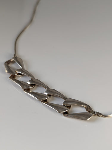 Silver Steed Chain Link Necklace
