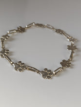 Load image into Gallery viewer, Silver Steed Paw Print Silver Bracelet
