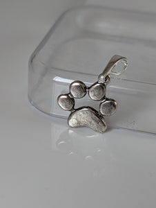 Silver Steed Paw Print Silver Pendant